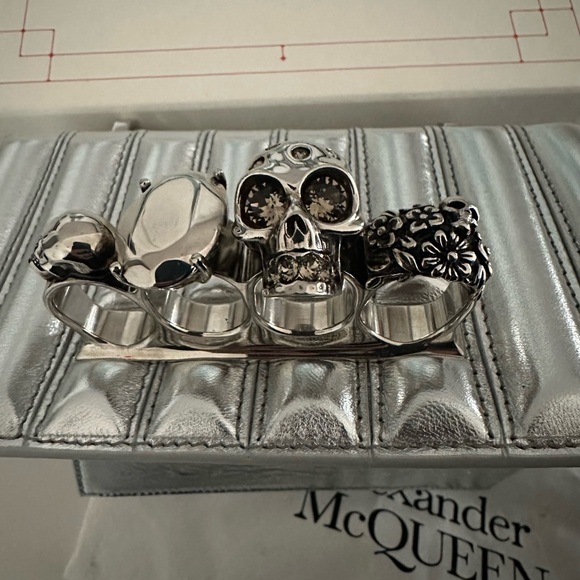 ALEXANDER MCQUEEN Skull Bag - Picture 4 of 15